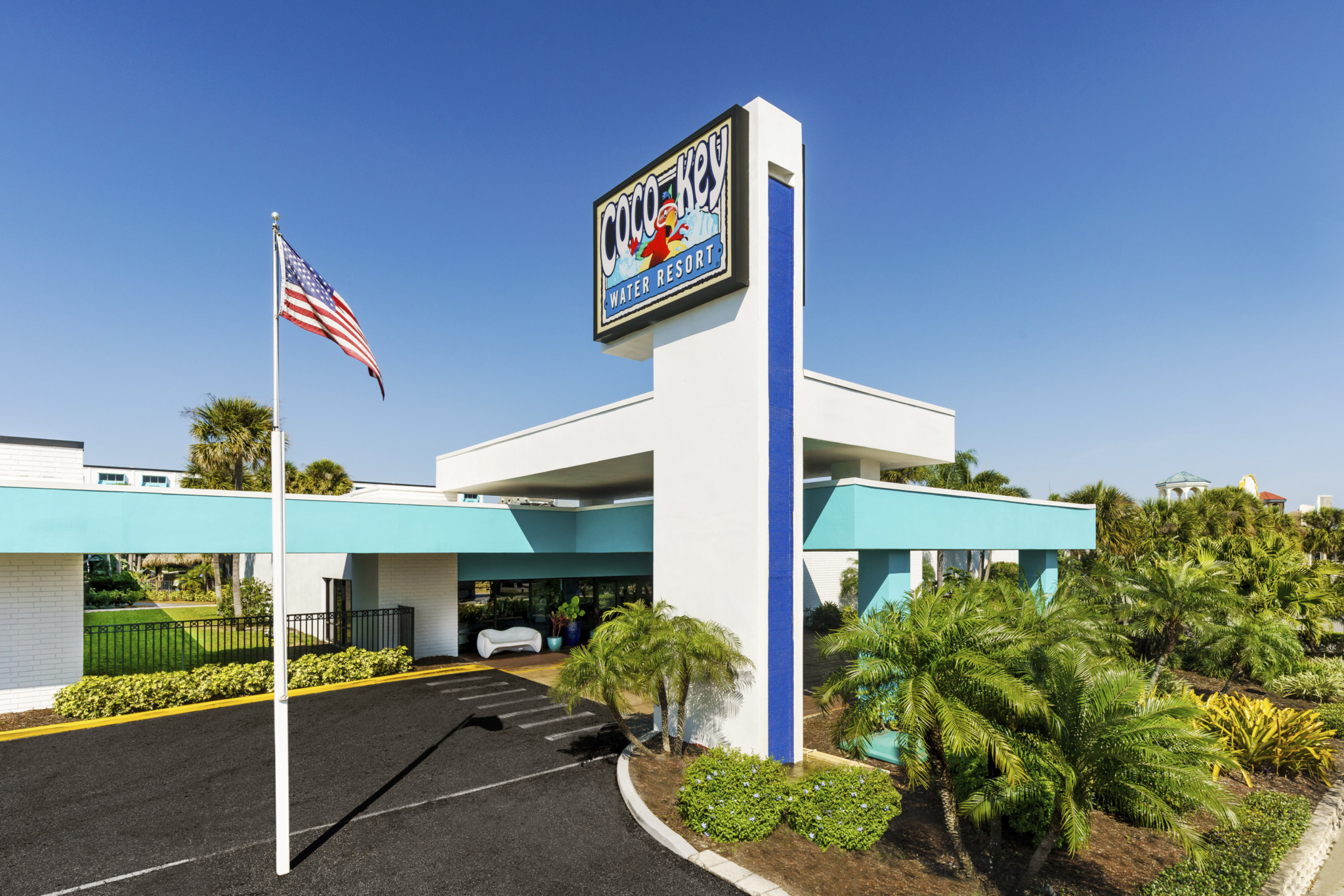 Coco Key Hotel & Water Park - 3*