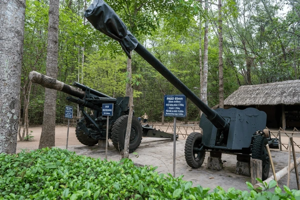 Cu Chi Tunnels