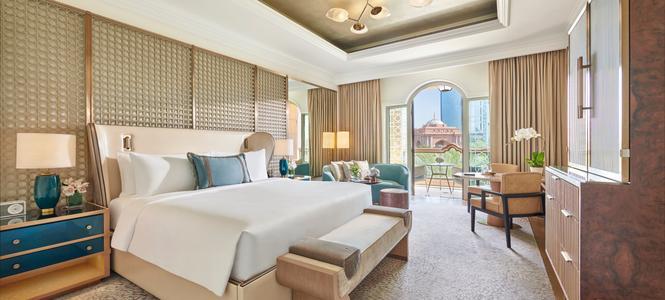 Abu Dhabi Holiday
