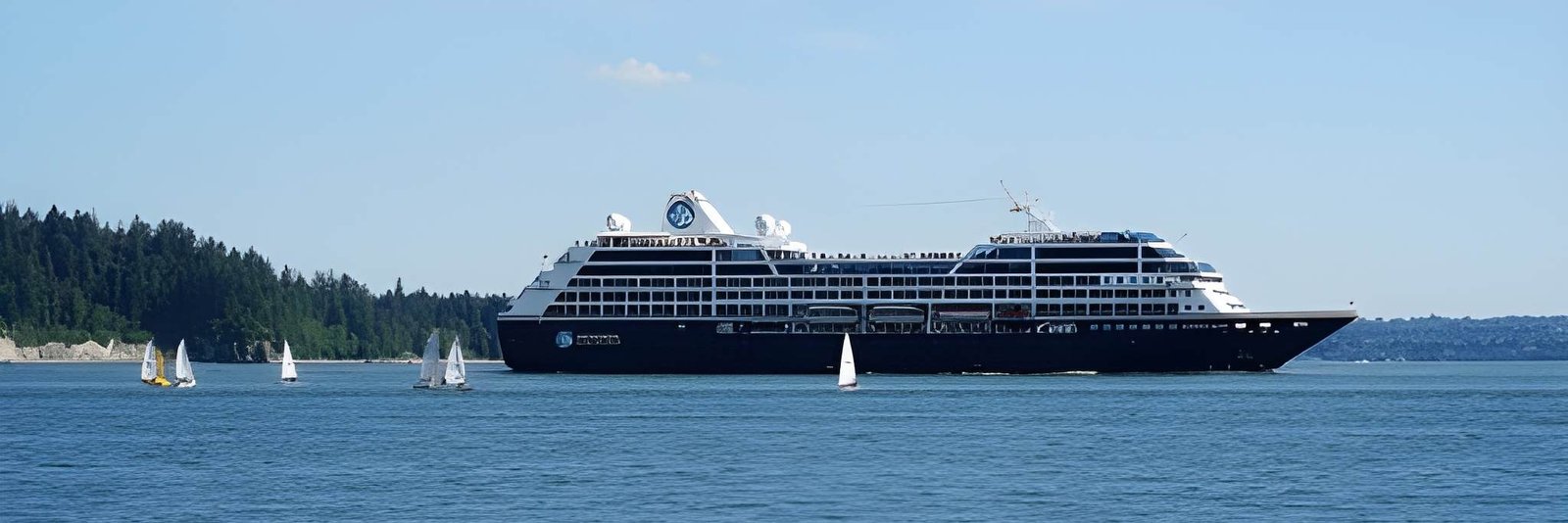 12‑Night South East Asia Cruise: Singapore, Semarang & Benoa Highlights